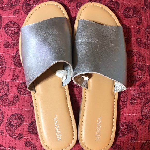 Sandals (Silver Slides, Size 8) - Picture 1 of 3